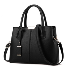 Bolsa Feminina de Couro Loving