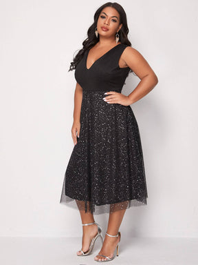 Vestido Curto Treasure - Plus Size