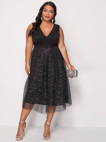 Vestido Curto Treasure - Plus Size