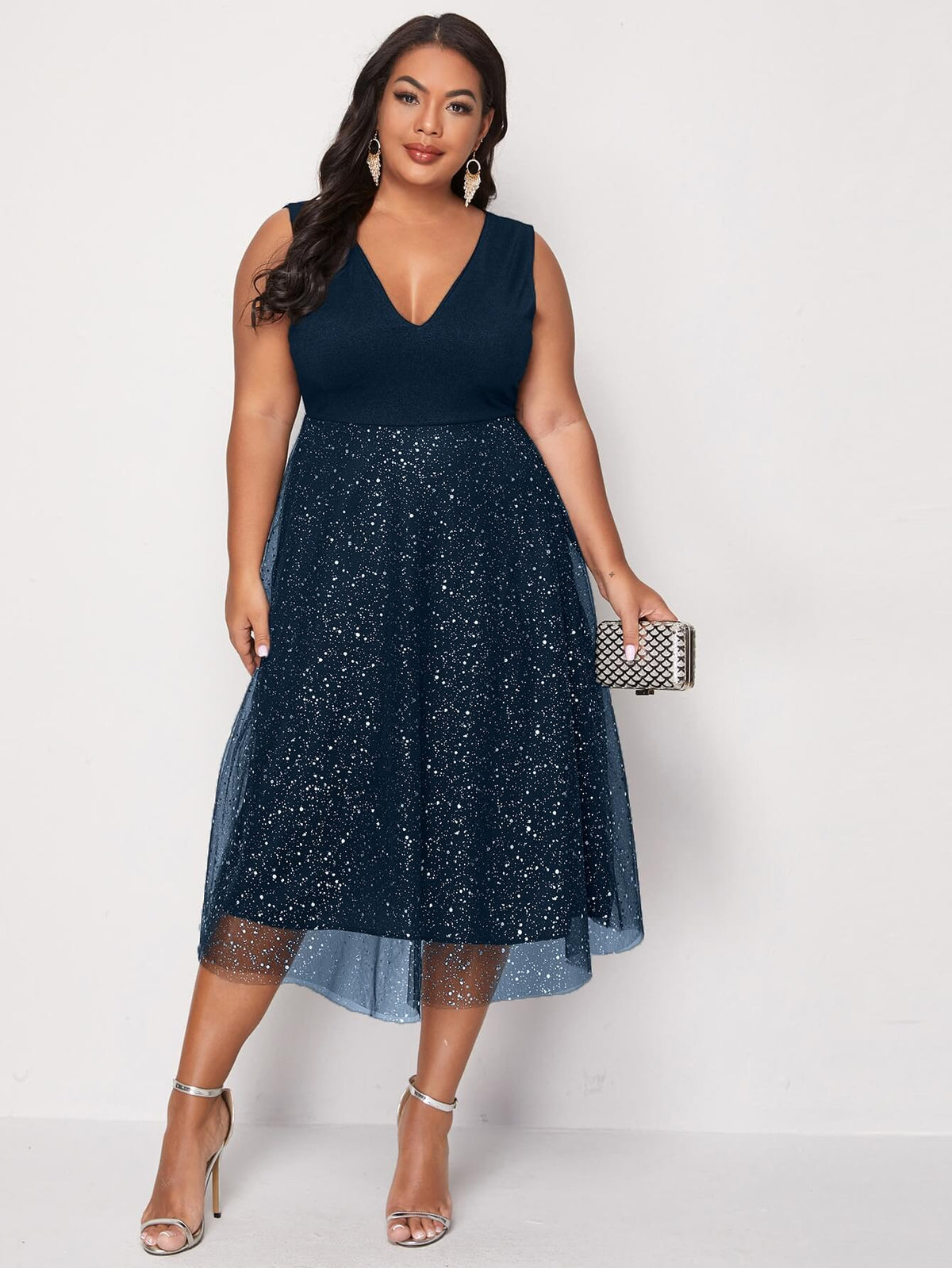Vestido Curto Treasure - Plus Size