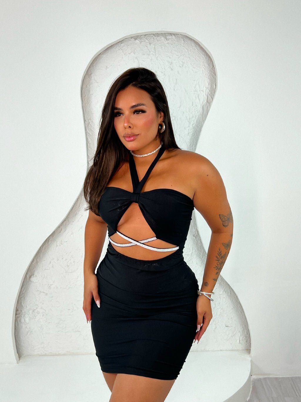Vestido DUBAI Tubinho com Brilho Levanta Bumbum Festa Balada Curto Colado