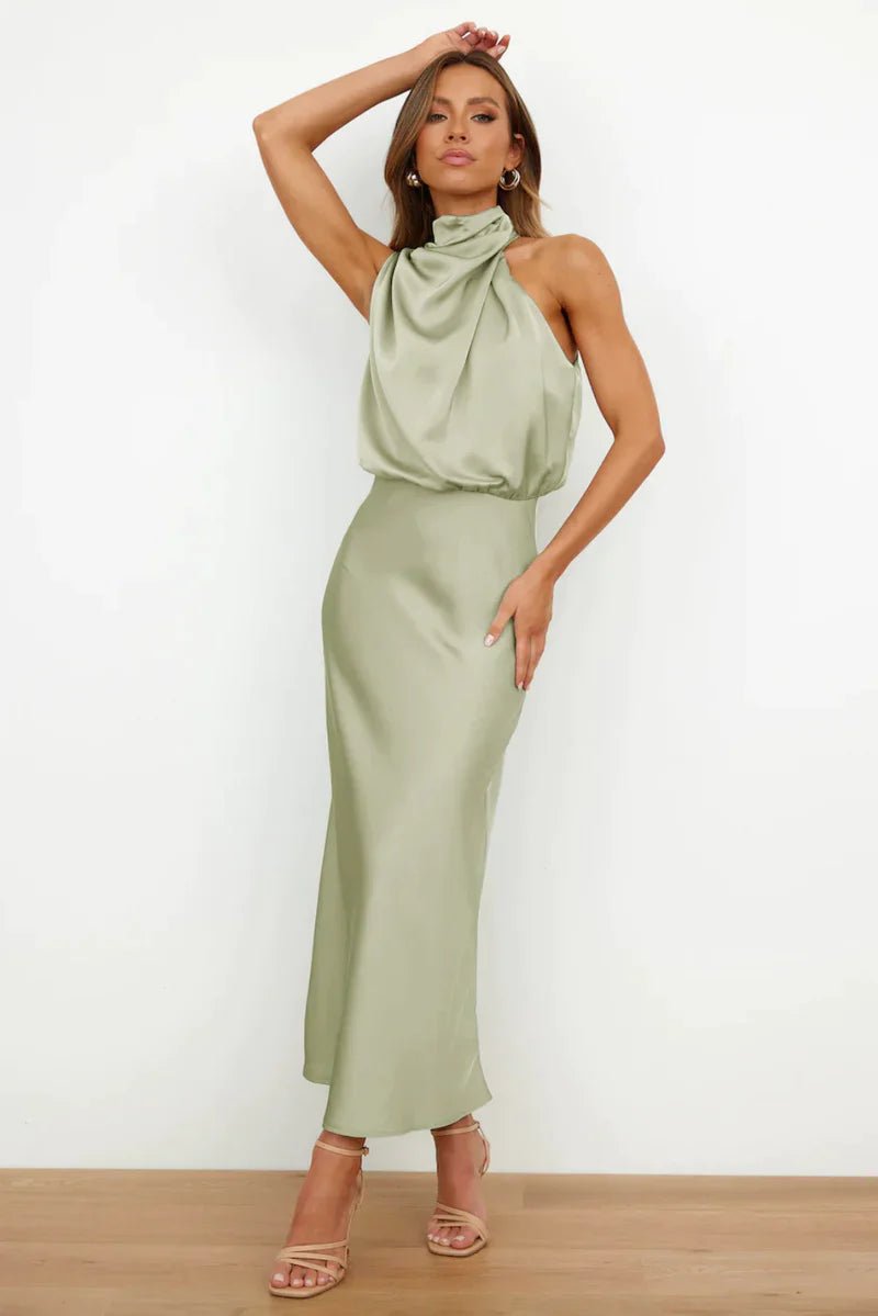 Vestido Gola Alta Detalhada Larozzi