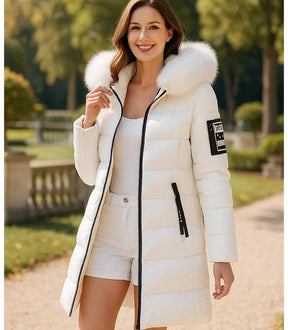 Casaco Feminino de Inverno Longo Com Capuz e Gola De Pelo | Júlia
