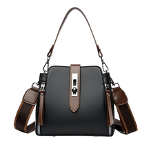 Bolsa Feminina Tiracolo - Feita em Couro Sintético