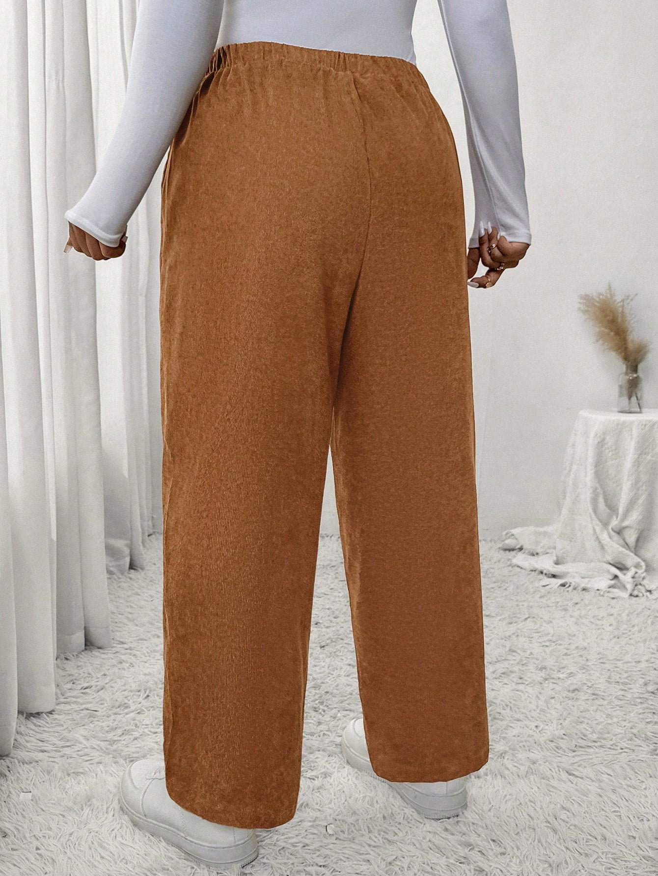 Calça Feminina Plus Size Roberta Com Elastico Na Cintura